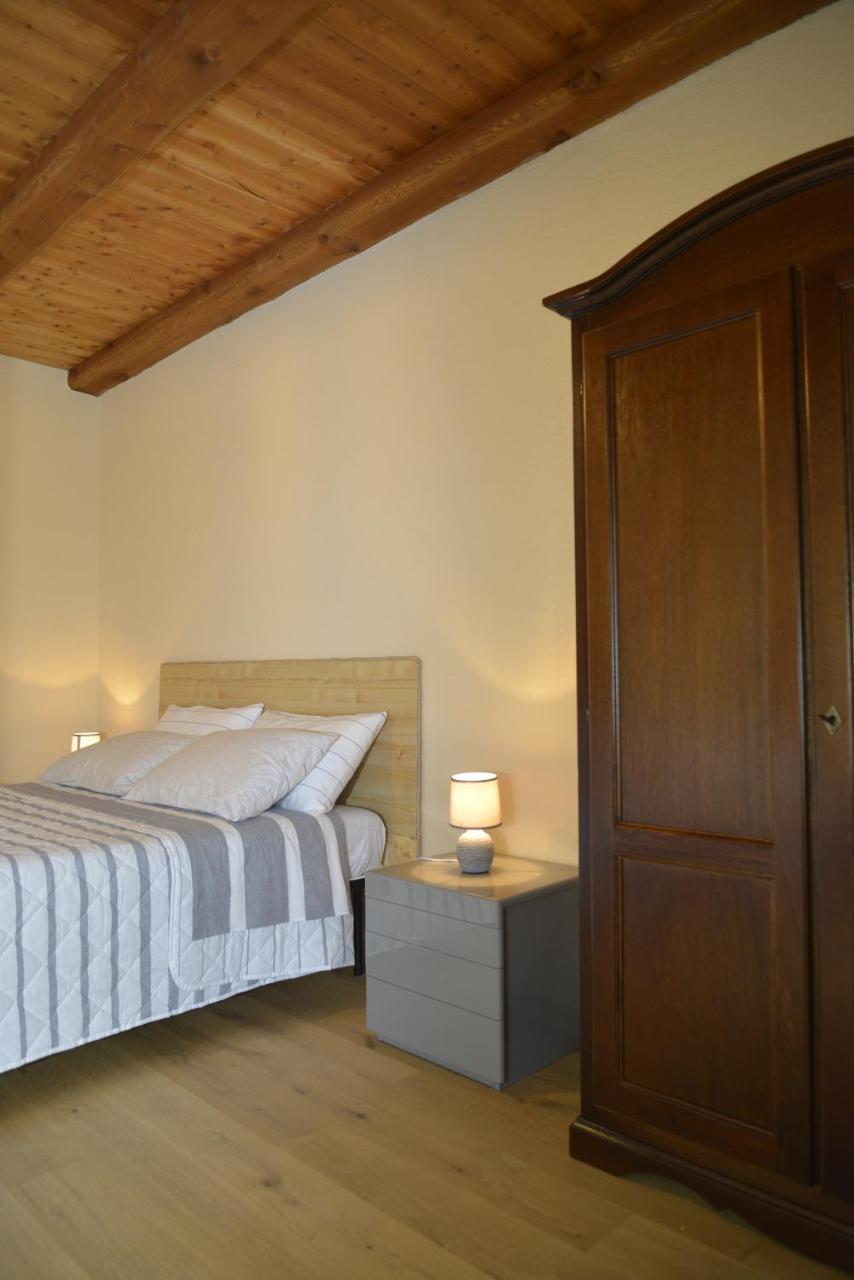 Agriturismo Ai Pruesot Bagnolo Piemonte Exterior photo
