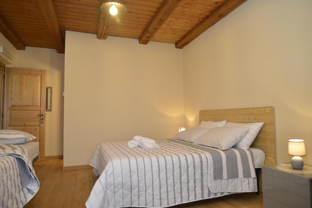 Agriturismo Ai Pruesot Bagnolo Piemonte Exterior photo