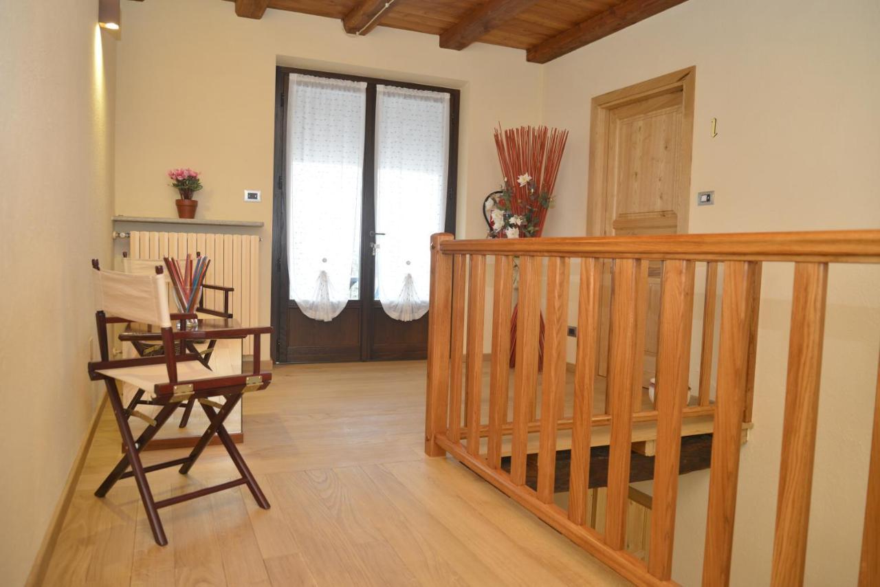 Agriturismo Ai Pruesot Bagnolo Piemonte Exterior photo